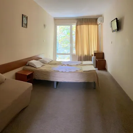 каменец бюджет Хотел 2*