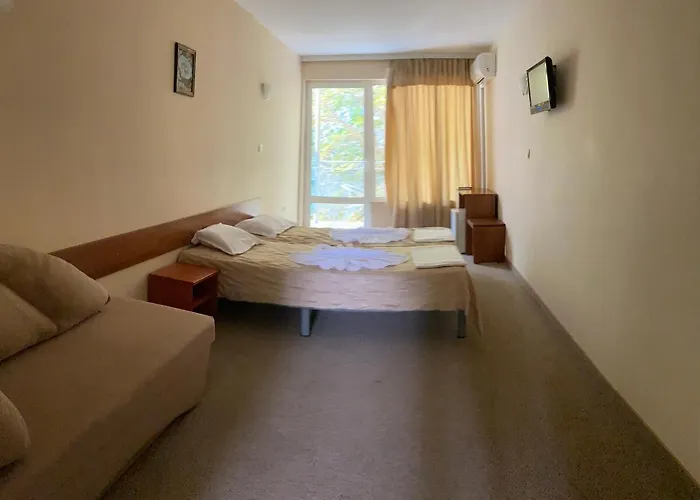 каменец бюджет Хотел 2*