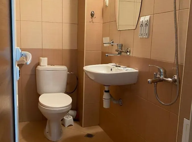 каменец бюджет Хотел