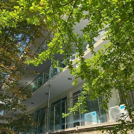 Kamenec Budget 2* Νεσέμπαρ